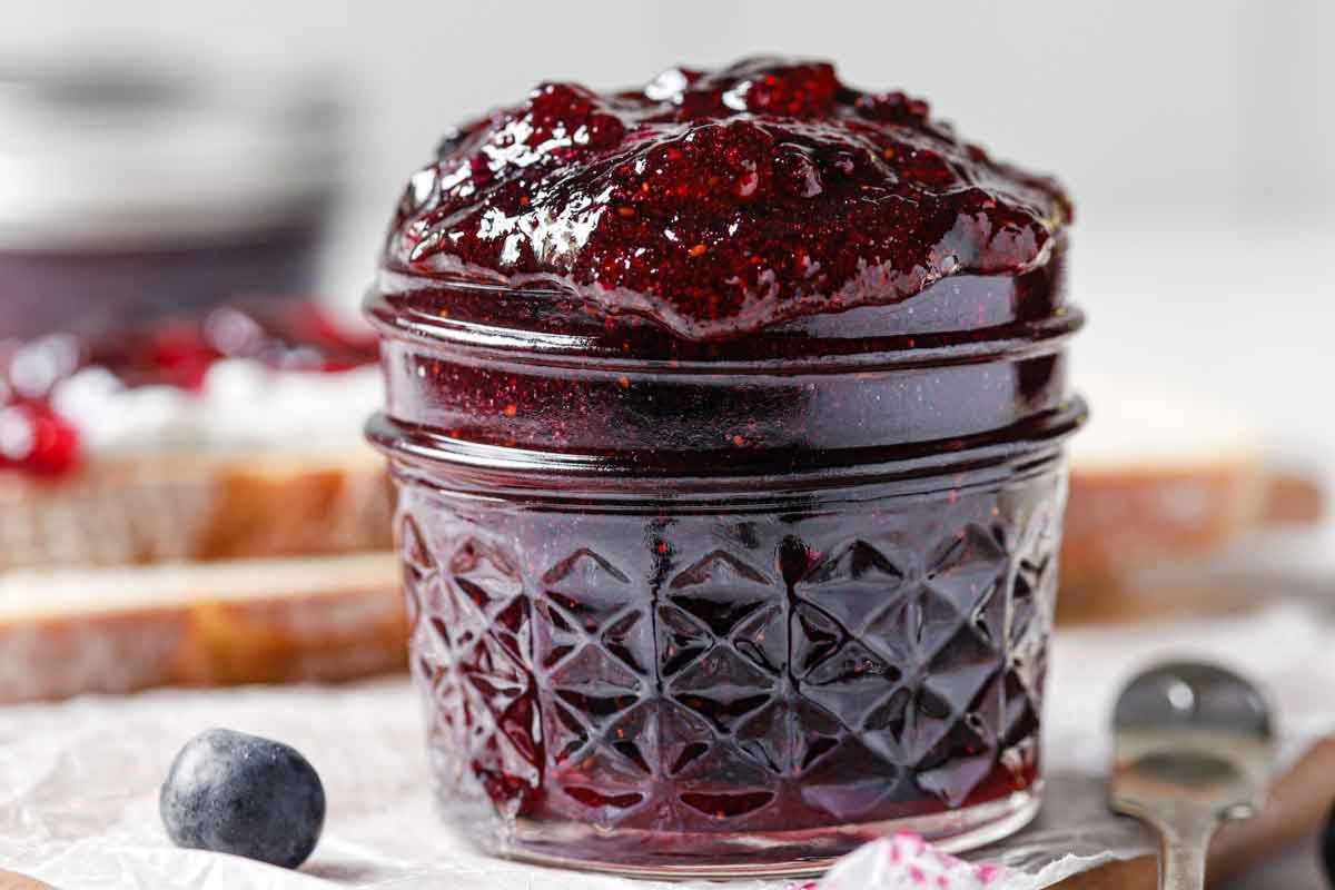 small-batch-blueberry-jam-recipe